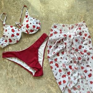 NEW! Juniors Bikini Set with Cover Up Sizes S, L and XL